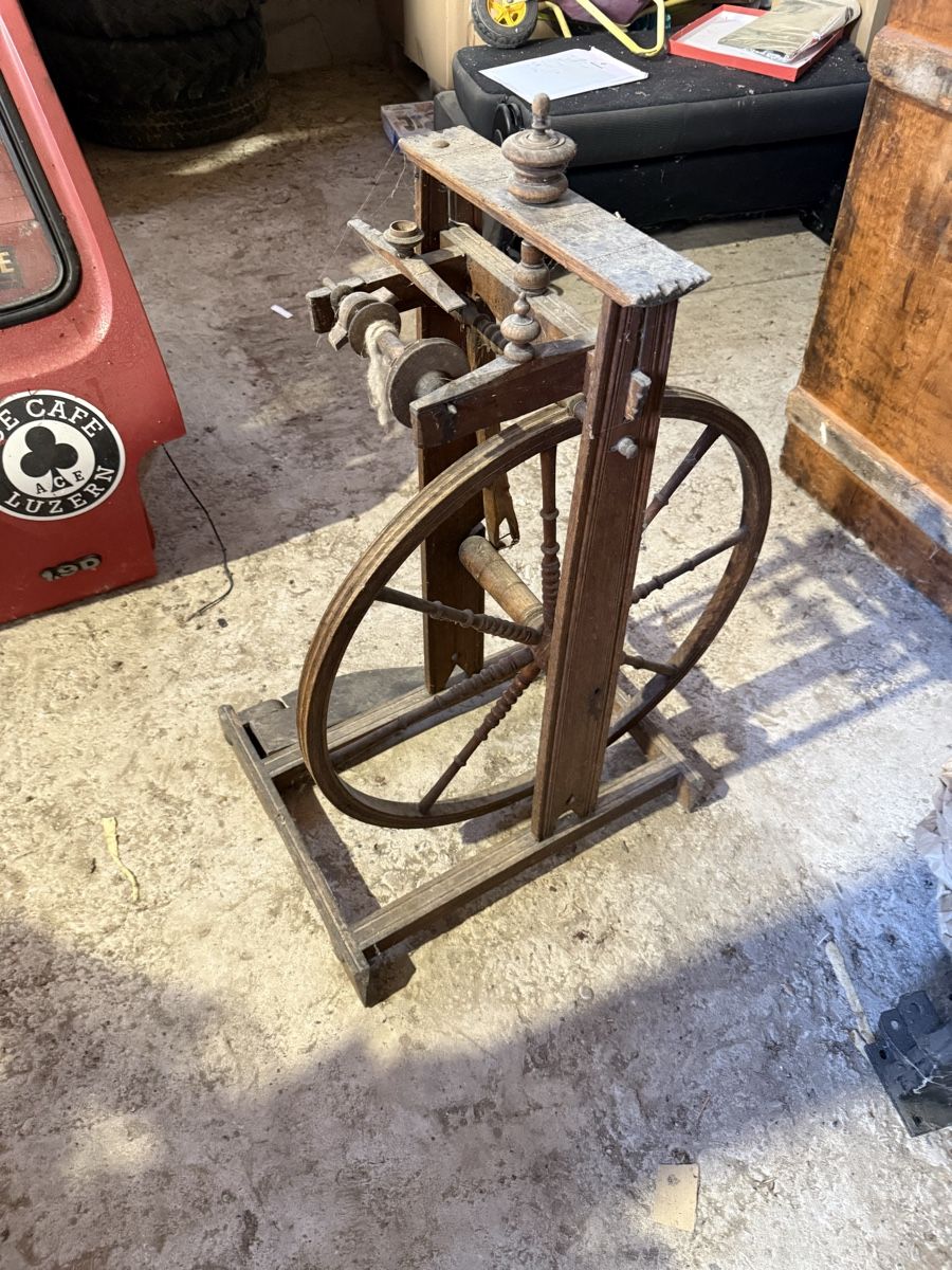 Ruote per filare: Spinnrad antik  – Usato da Grossaffoltern venduto da hobel28 1
