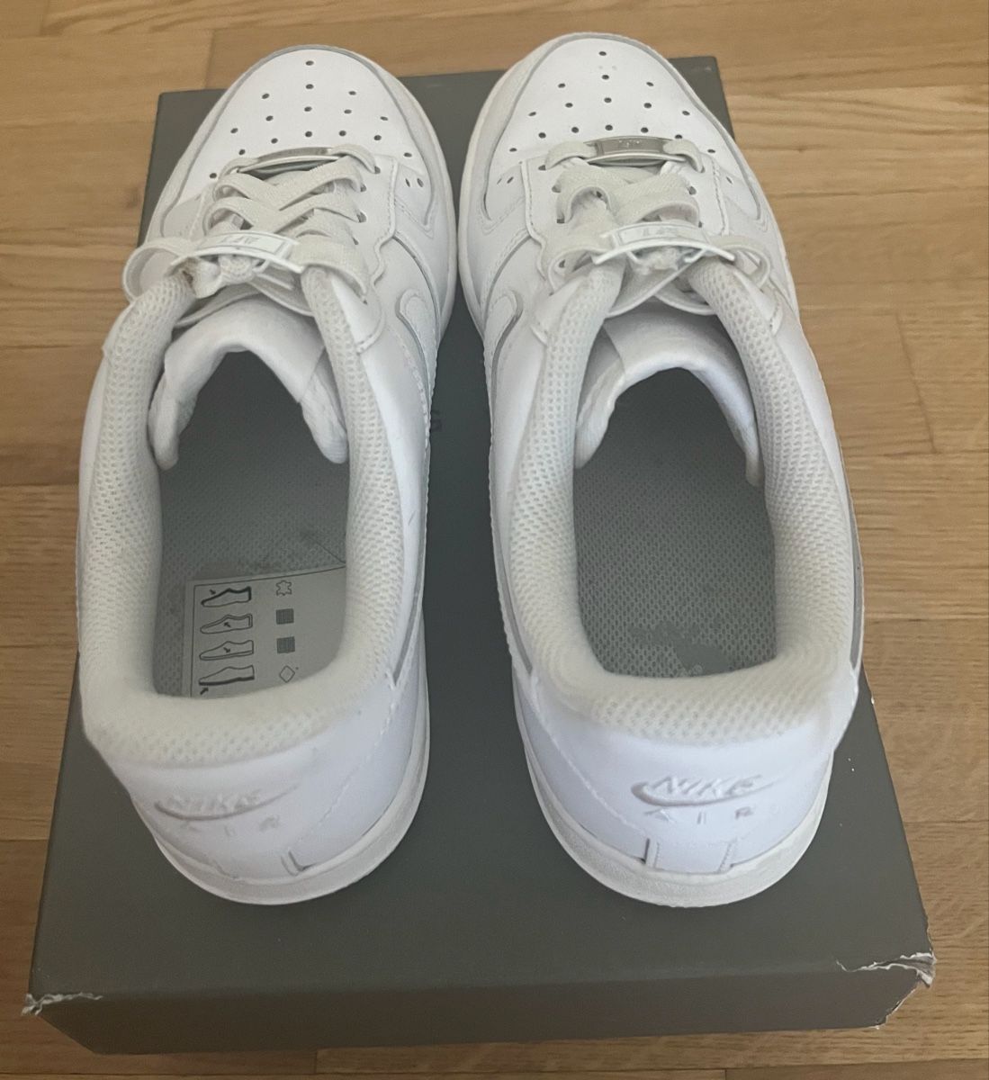 Nike Scarpe da uomo: Nike Air Force 1 White size 38 – Usato da Zürich venduto da Kellly104 3