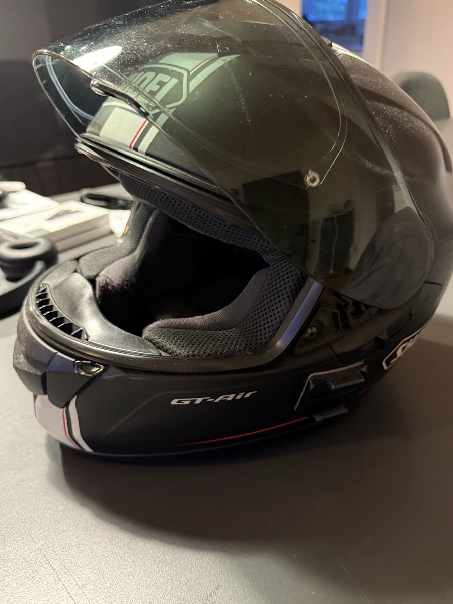 Shoei Helme & Visiere: Casque moto Shoei – Gebraucht aus Nyon von tgg_2lbb