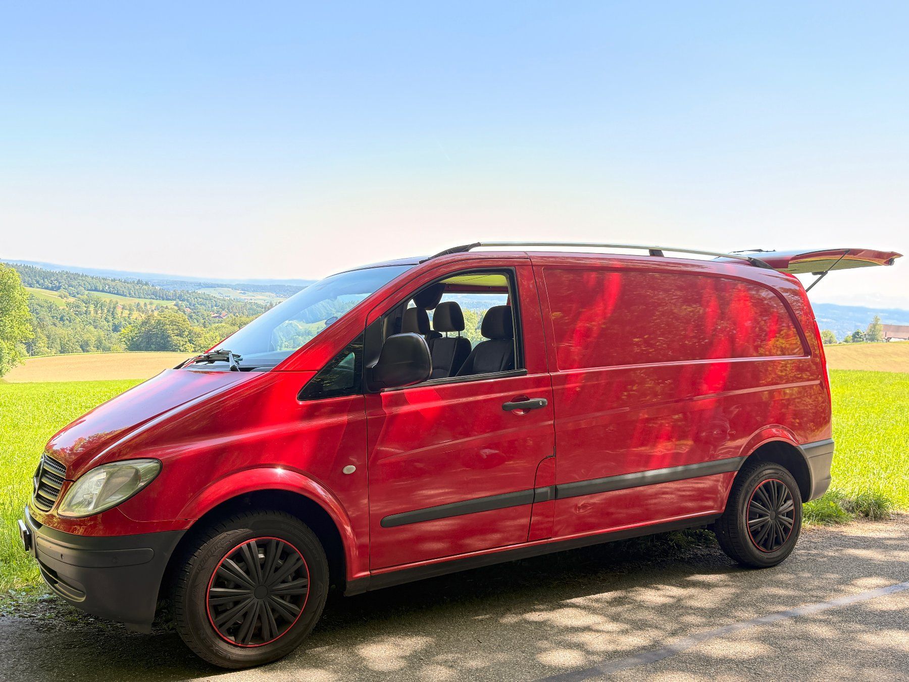 Mercedes-Benz Veicoli da campeggio: Mercedes Vito Camper Diesel – Difettoso da Aesch (Neftenbach) venduto da Showmaster