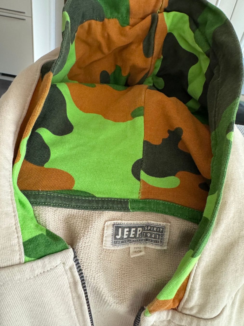 Pullover & Sweatshirts: Jeep Sweatshirt – Gebraucht aus Hagendorn von Panto100 2