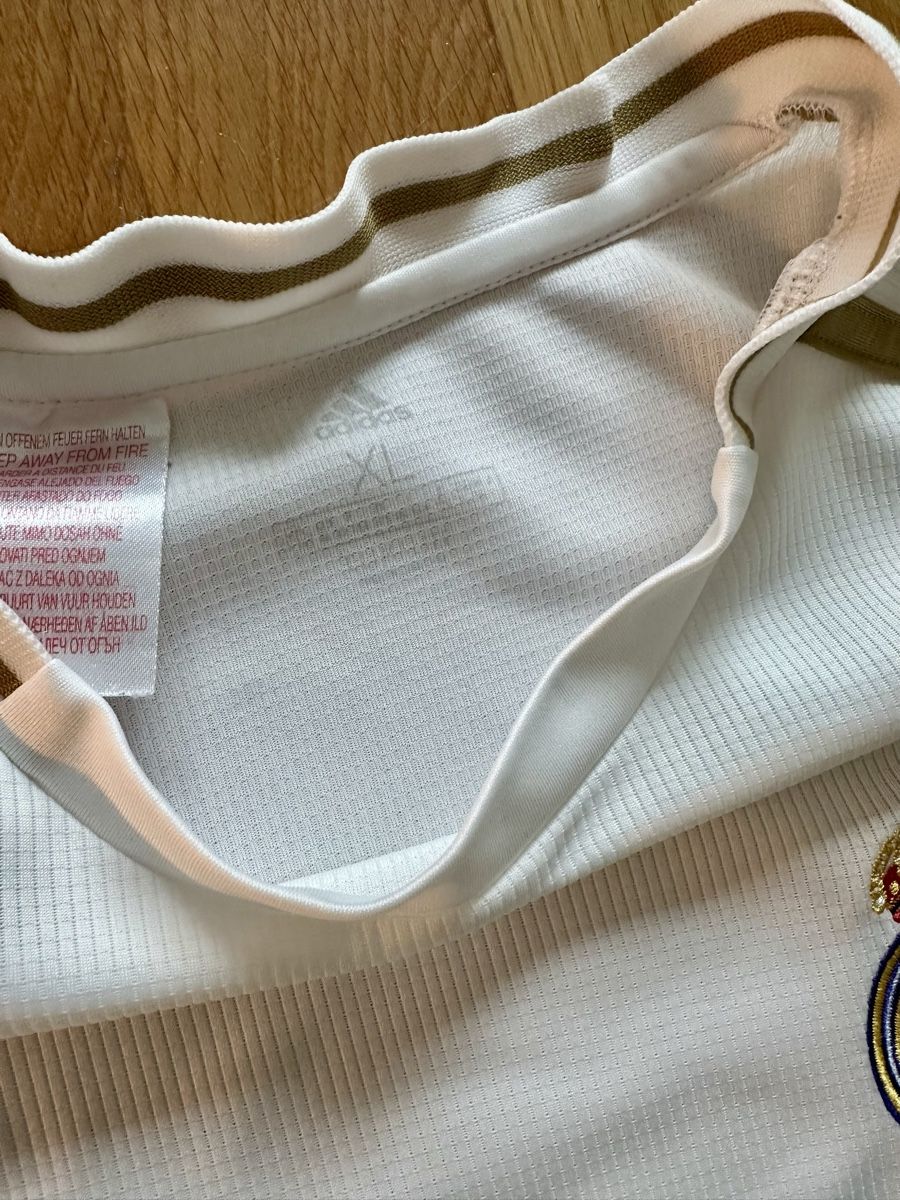 Adidas Trainer, Turnhosen & -trikots: Real Madrid Trikot, Kinder Gr. XL – Gebraucht aus Bern von rub_8mhx 4
