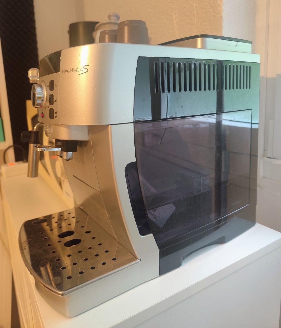 De'Longhi Macchine per caffè & Macchine per espresso: Delonghi Magnifica S Kaffeevollautomat – Usato da Magden venduto da CHSportscardsCol. 2