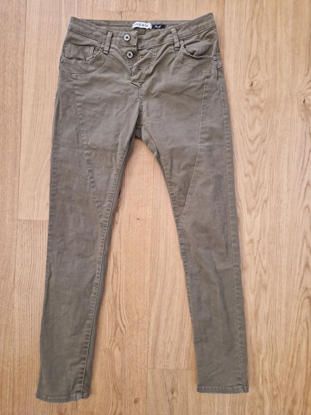Please Jeans Jeans: Jeans PLEASE Gr. S – Nuovo (secondo la descrizione) da Davos-Dorf venduto da Bpelikan