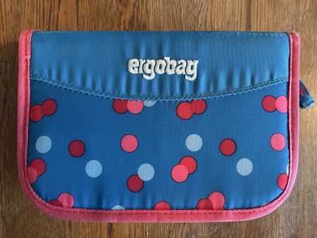 Ergobag Etui gefüllt, sehr guter Zustand                    