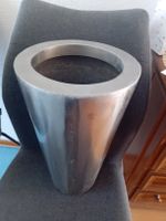 Grosser Pflanzentopf aus Metall     silberfarben gebraucht