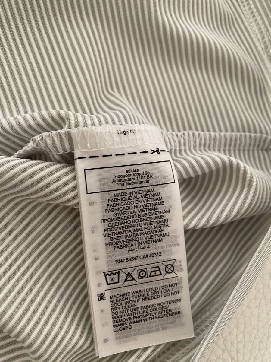 Adidas Leibchen & Hosen: Adidas Triko – Gebraucht aus Opfikon von Luis144 5
