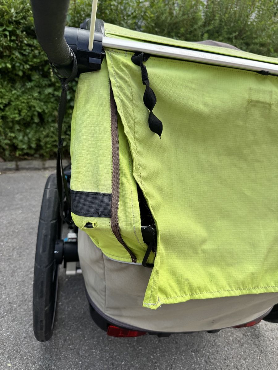 Thule Rimorchi: Thule Cab veloanhänger  – Usato da Luzern venduto da Hdraksy 4