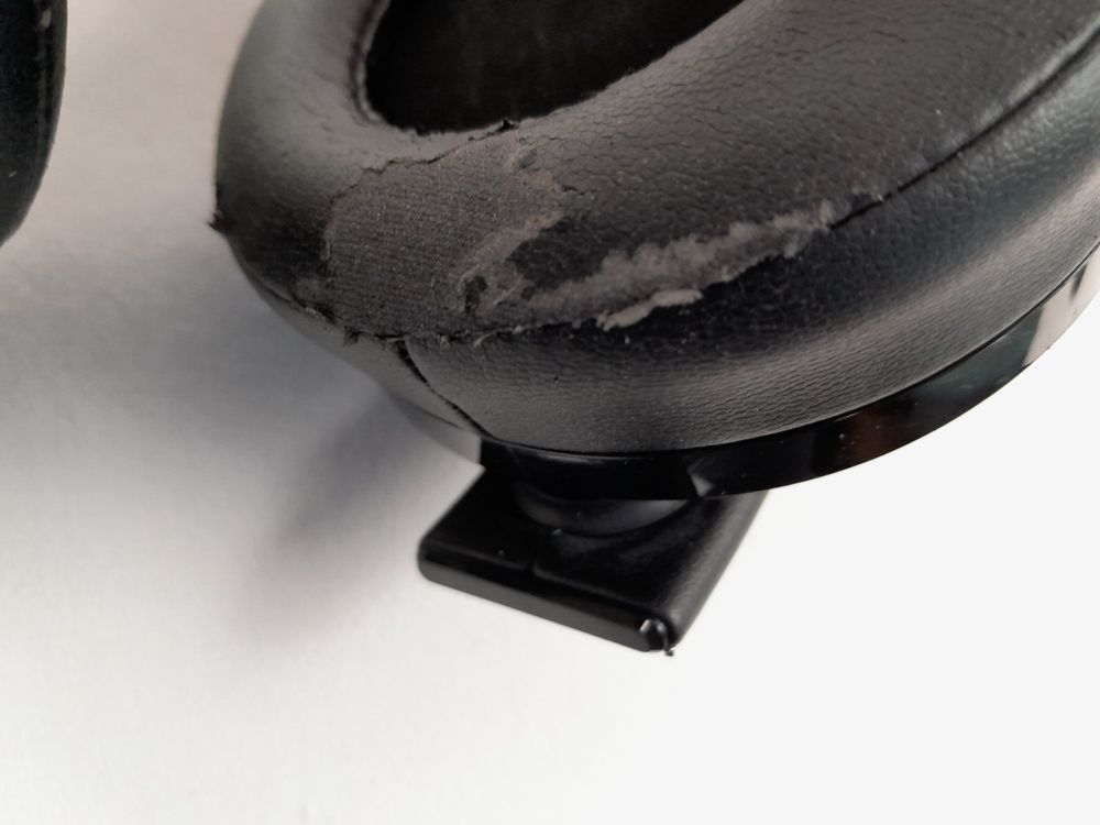 Sony Kopfhörer: SONY Playstation 4 Gold Kabelloses Headset – Gebraucht aus Richterswil von Restwert_Richterswil 4