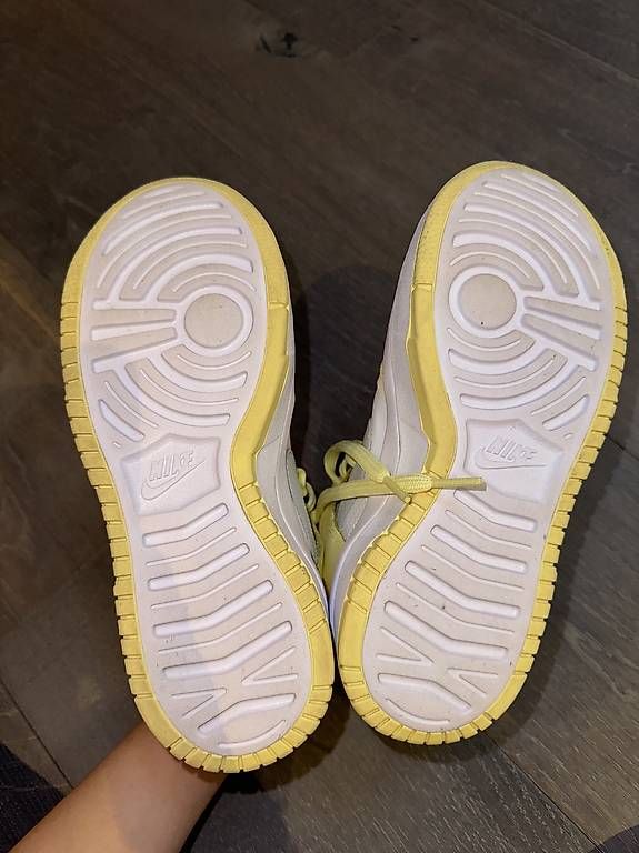Scarpe da uomo: Nike Schuhe in der Grösse 36 – Usato da Wettswil venduto da mia_ql62 3