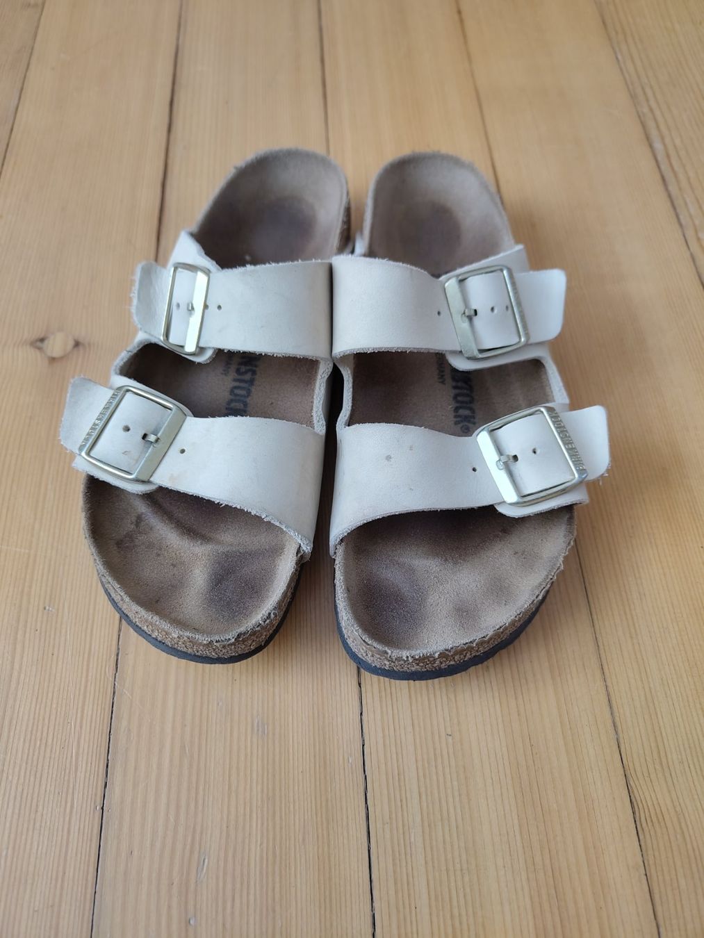 Birkenstock Scarpe da donna: Birkenstock aus Leder Grösse 40 – Usato da Basel venduto da ste_g9bv