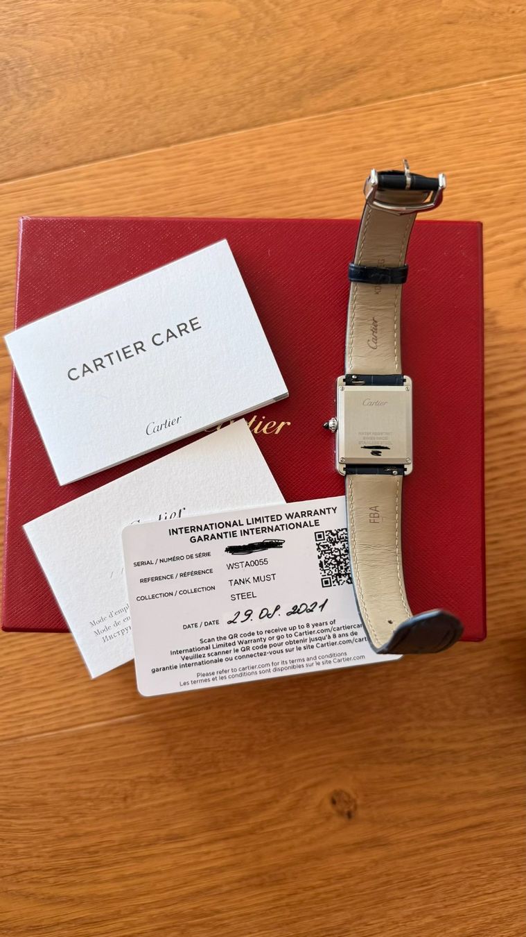 Cartier Uhren: Cartier Tank Must WSTA0055 Blue Dial – Gebraucht aus Biel/Bienne von Buhl3 4