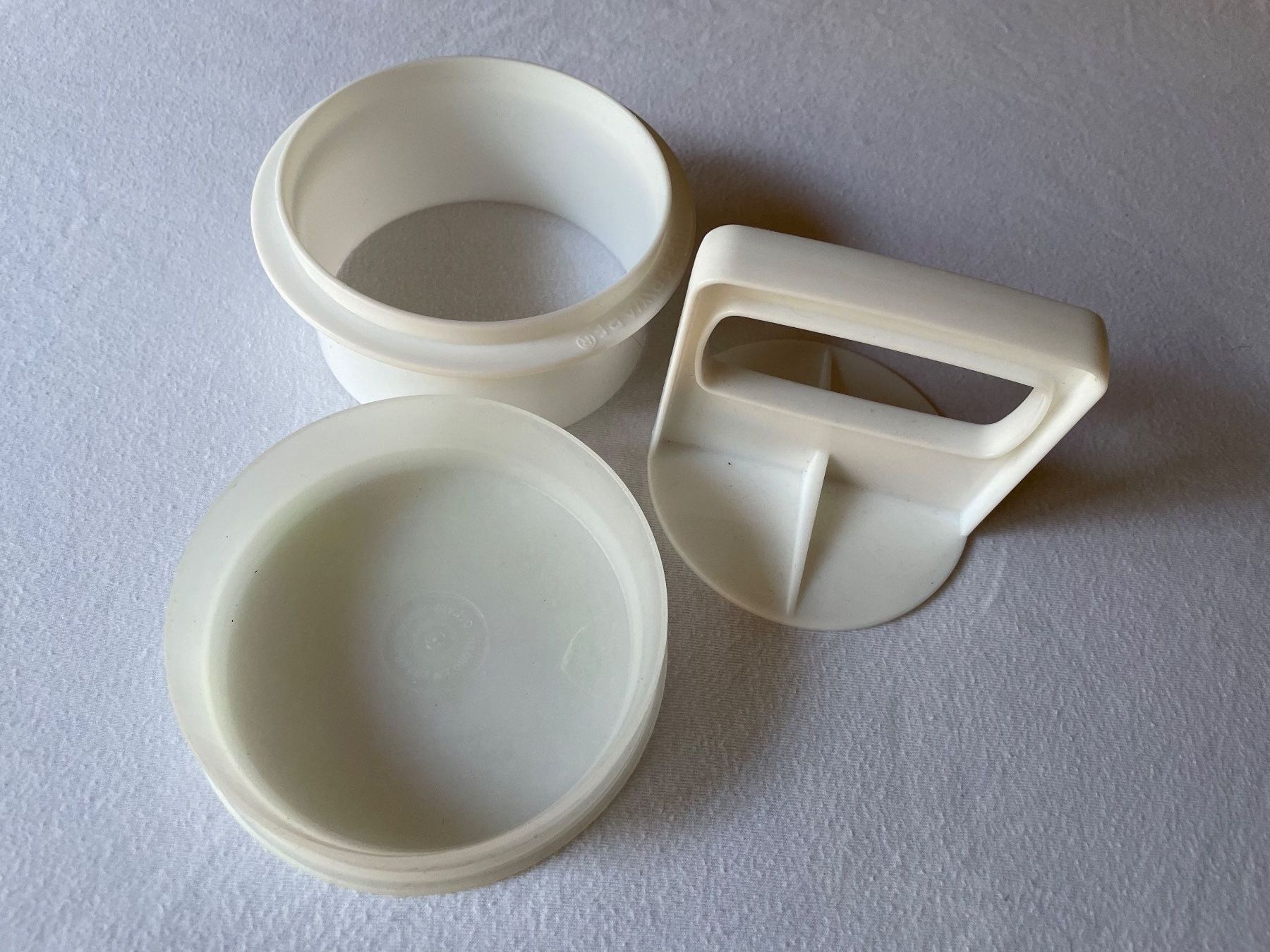 Tupperware Elettrodomestici da cucina: Hamburger-Presse von Tupperware – Usato da Cham venduto da 2eye