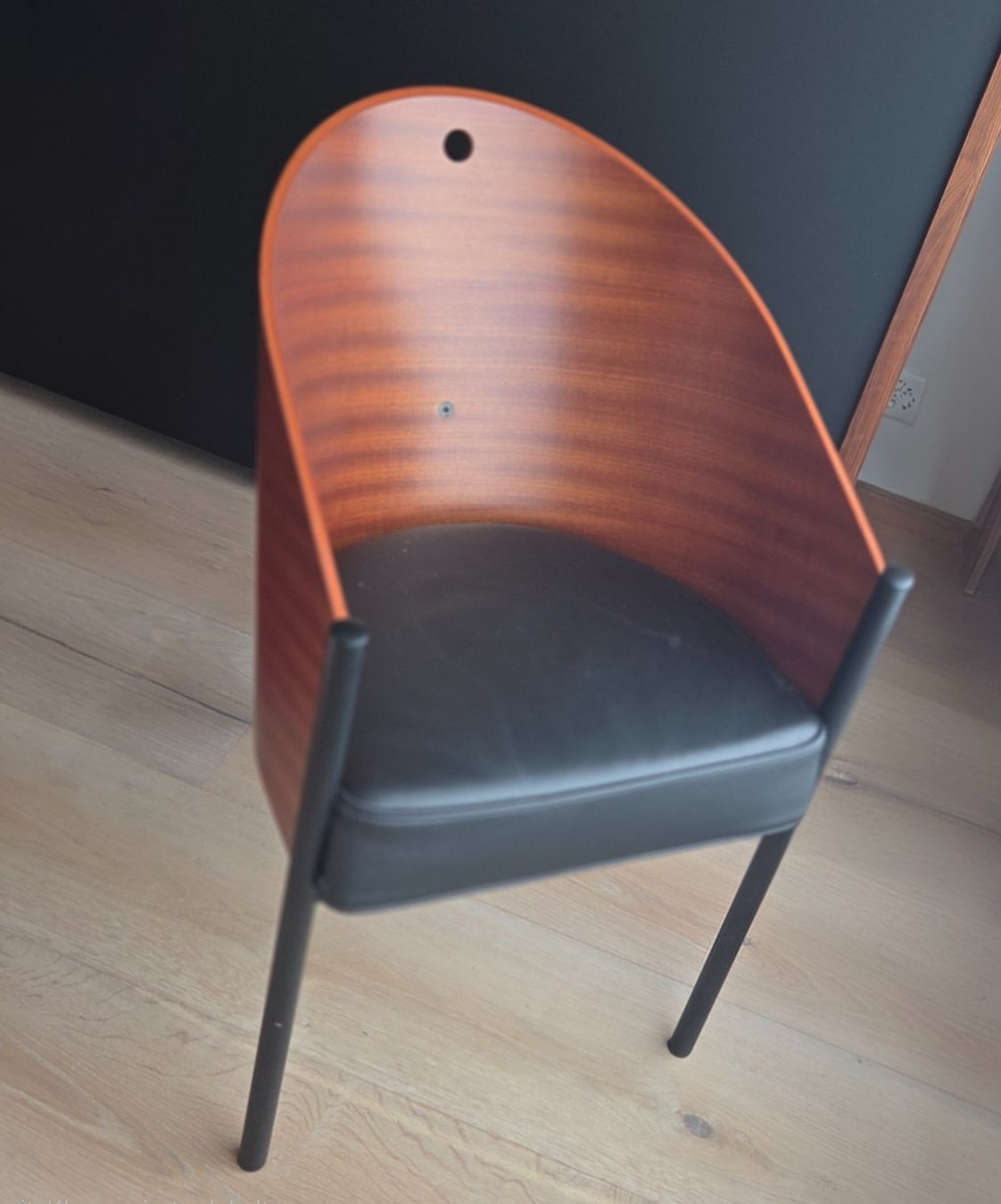 Stühle: Eleganter Stuhl – Gebraucht aus Meggen von Gogii