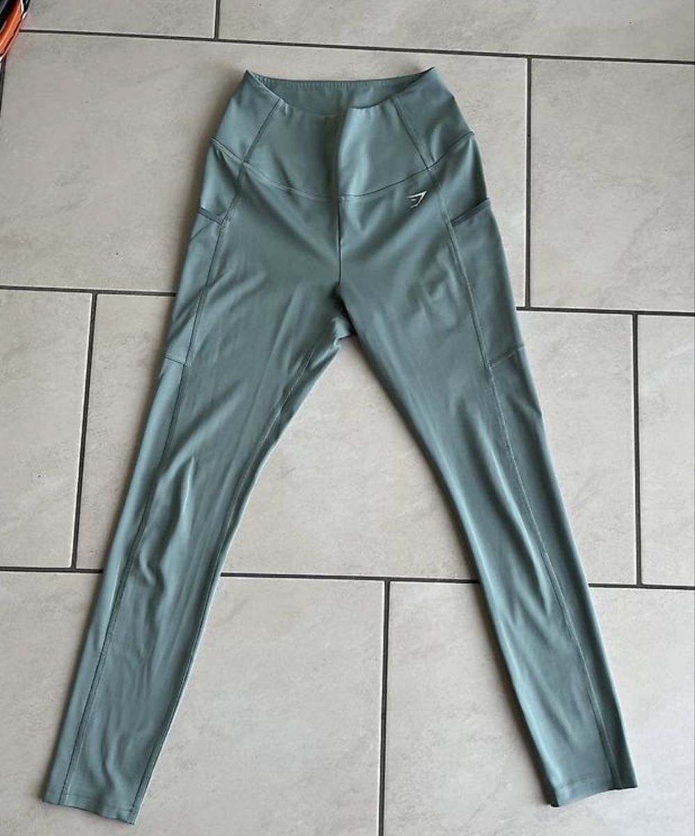 Gymshark Leggings: Leggins Gym Shark Grösse S – D'occasion à Frauenfeld par ste_5h8b 2