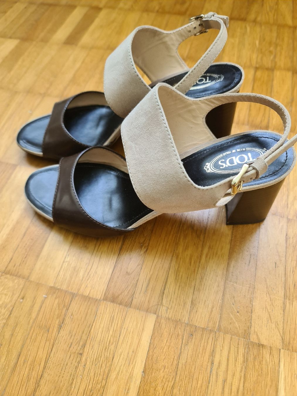 Tod'S Damenschuhe: Tods Tod's Sandalen gr 38.5 – Neu (gemäss Beschreibung) aus Emmenbrücke von gatasalvache 1