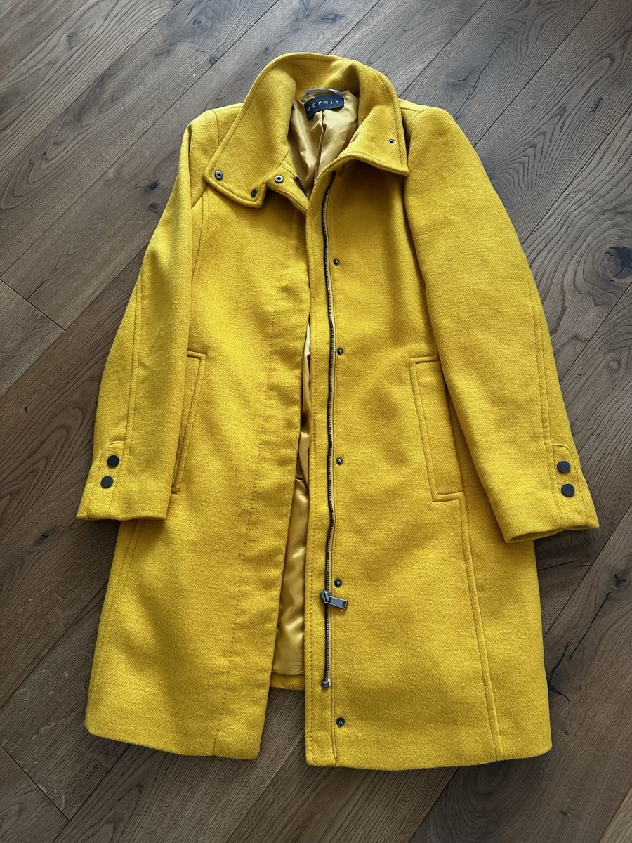 Esprit Cappotti: Esprit Mantel gelb/orange Gr. S – Usato da Uttigen venduto da 1hihallo4 2