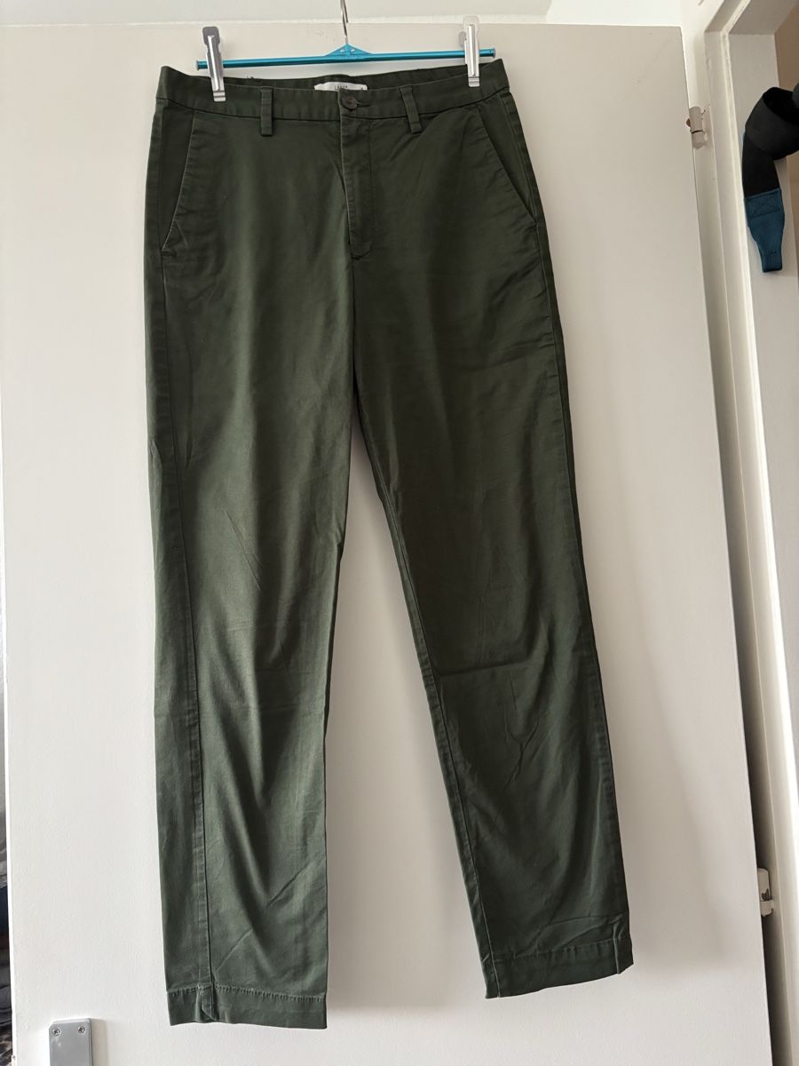 H&M Pantaloni: Pantalon chino H&M – Nuovo (secondo la descrizione) da Onex venduto da kattrina
