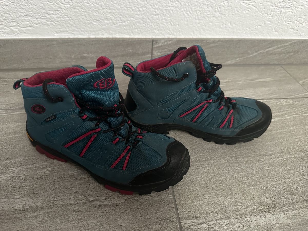 Scarpe per ragazze: Brütting Wanderschuhe, Grösse 37 – Usato da Arnegg venduto da bulubulu