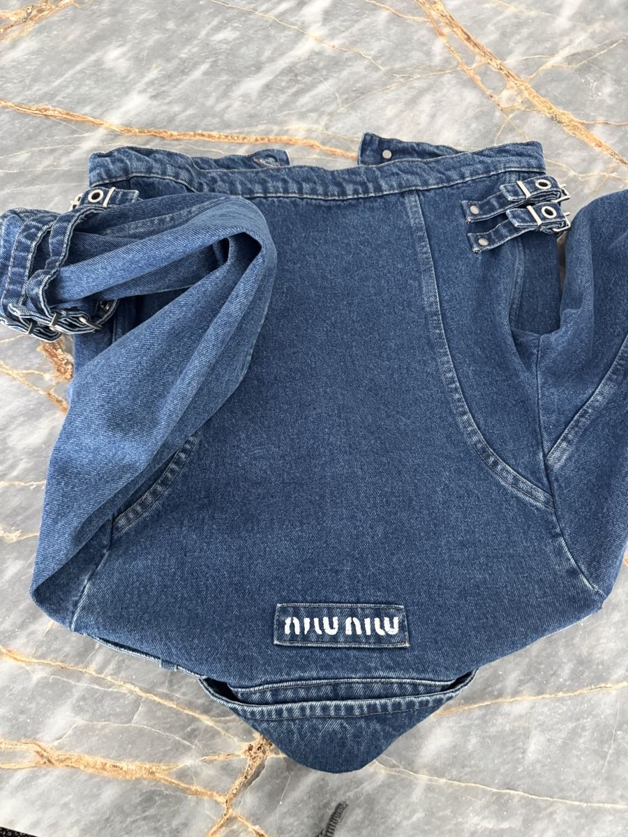 Miu Miu Giacche: MIU MIU jeans jacket  – Nuovo (secondo la descrizione) da cadempino venduto da fio_cbt9 4