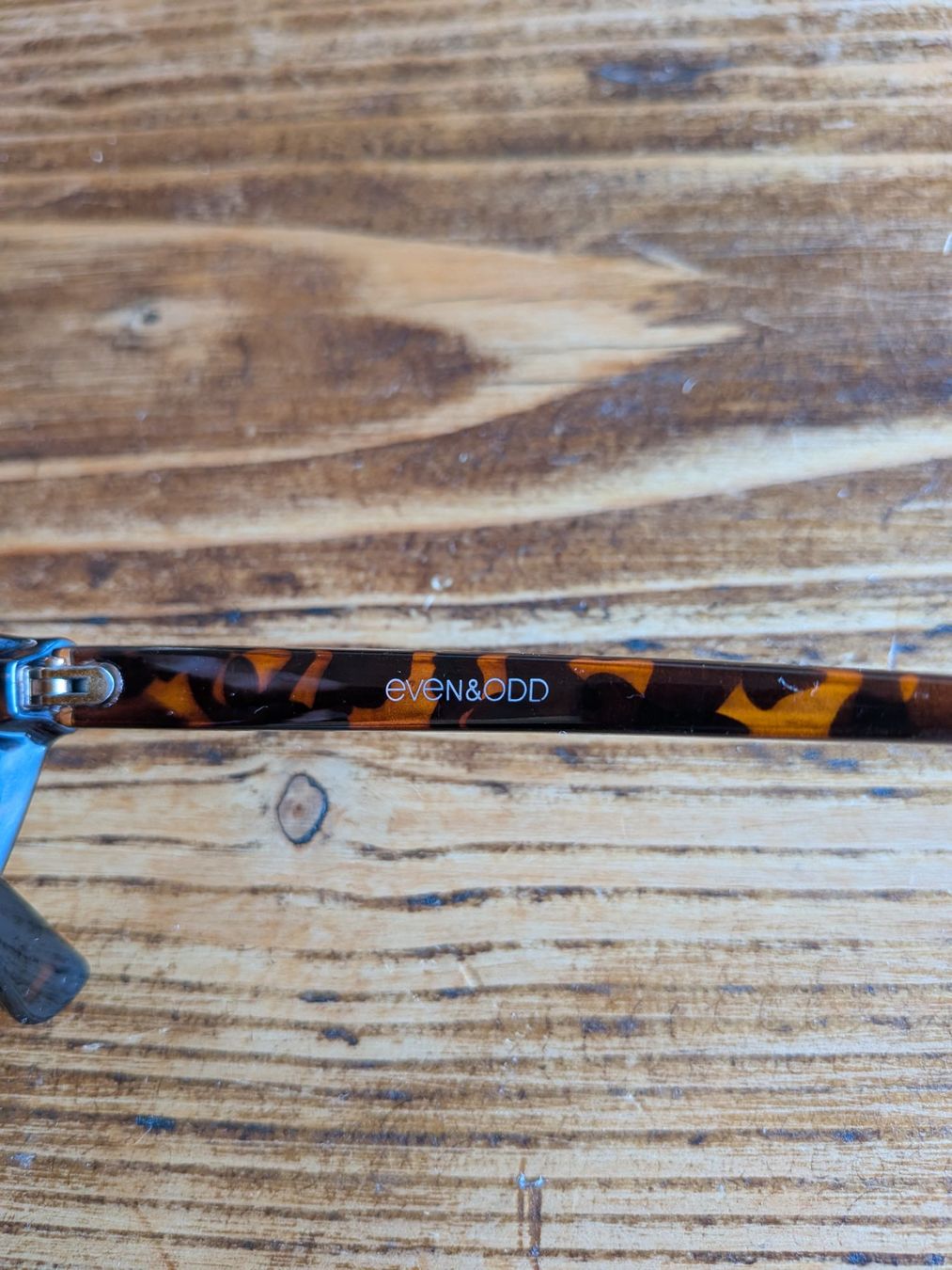 Brillen & Gläser: Sonnenbrille – Gebraucht aus Ostermundigen von om11 1