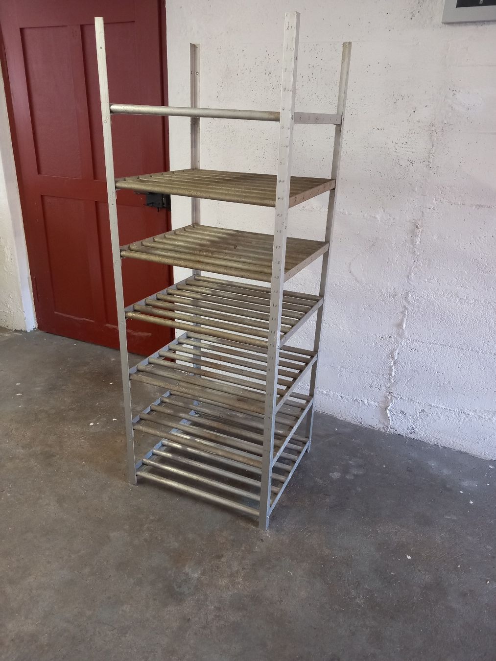 Scaffali: Weinregal Metall 6 Etagen gebraucht – Usato da Oftringen venduto da JustRayyyy