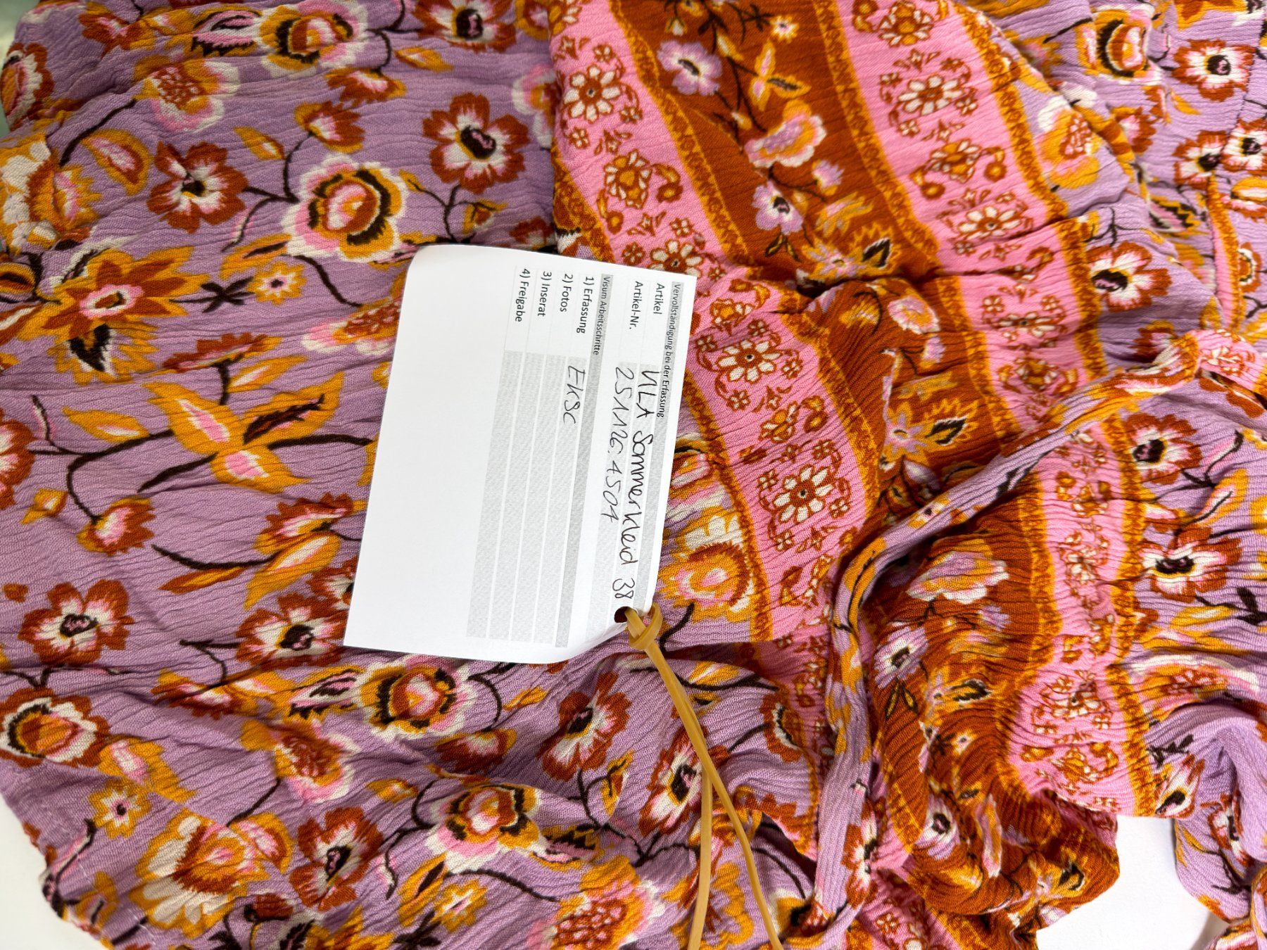 Vila Robes: VILA Sommerkleid 38 – D'occasion à Zollikofen par Restwert_Zollikofen 3