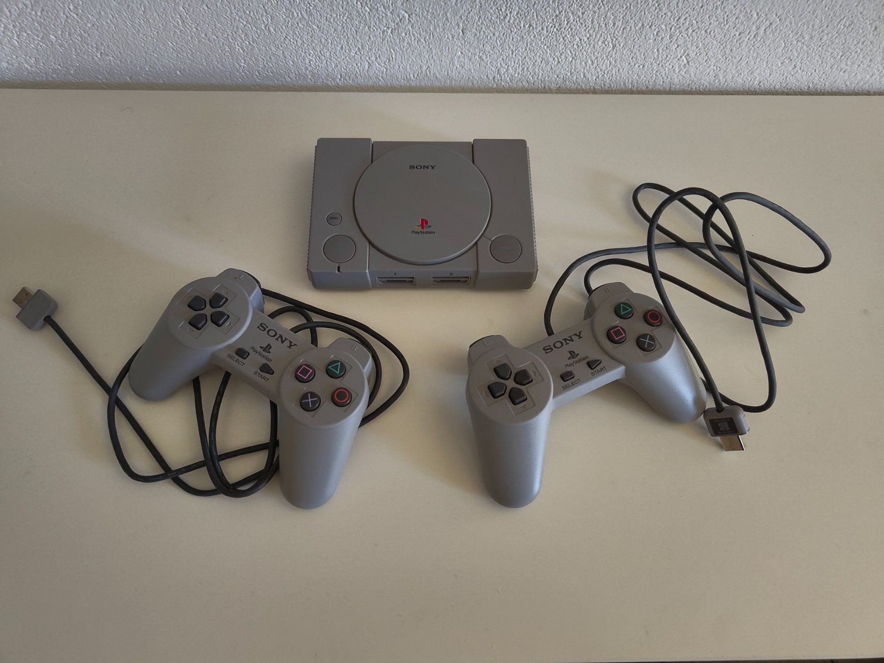 Sony Konsolen: Sony Playstation Classic – Gebraucht aus Birrhard von Dave-C 1