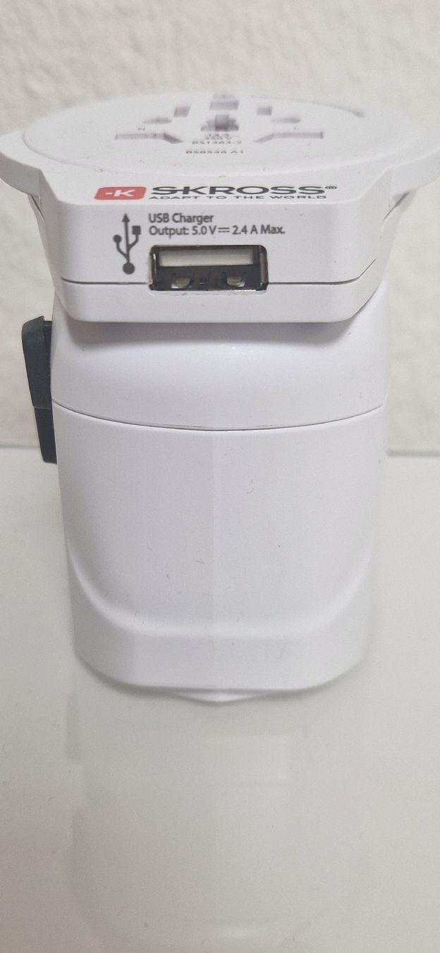 SKROSS Laufwerke & Adapter: SKROSS Reise Adapter – Gebraucht aus Embrach von Musti20 2