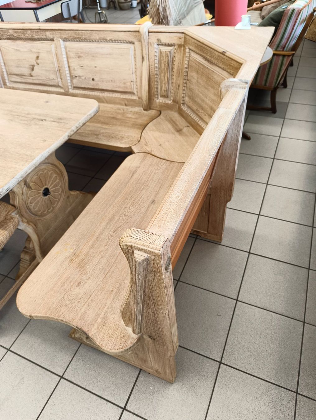 Set di tavolo e panche: Eckbank mit Tisch und 2 Stühlen – Usato da Basel venduto da bk_brockibasel 5