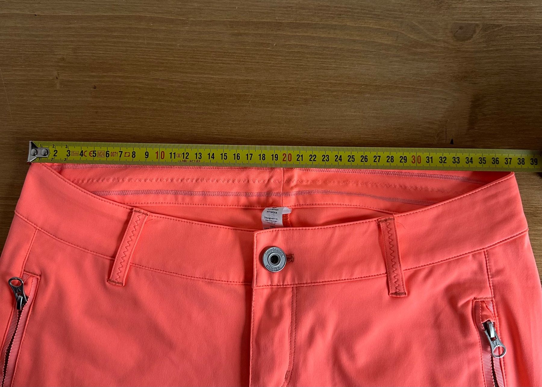 Lululemon Pantalons: Lululemon Hose Gr. 6 – D'occasion à Luzern par fairflip 4