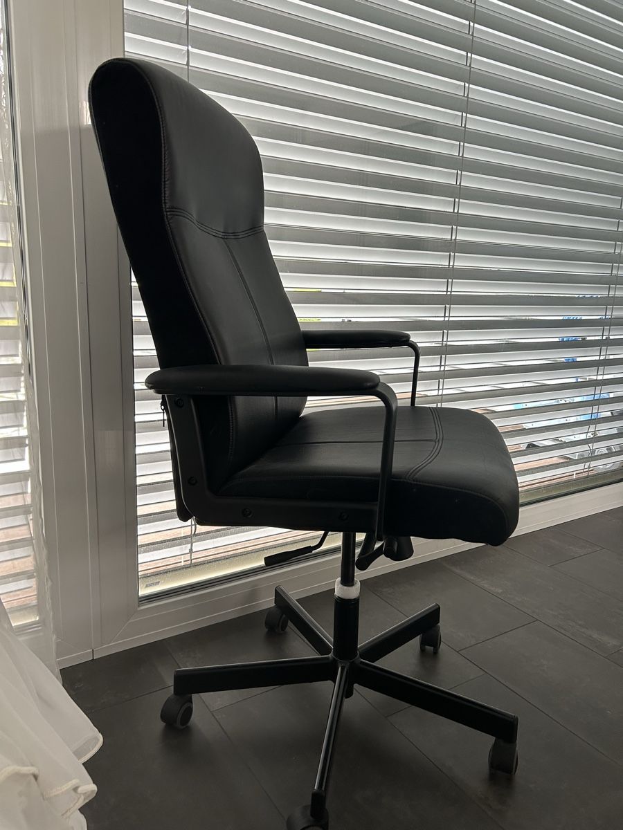 Sedie: Bürostuhl, schwarz – Usato da Neukirch (Egnach) venduto da Coco_M94