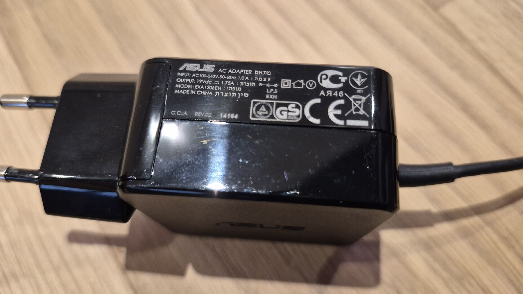 Asus Modem & Router: Routeur  rt-ac68u – Usato da Epalinges venduto da Tritus12 4