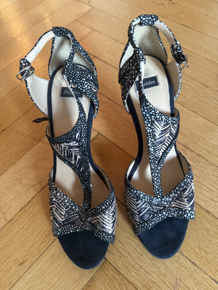 Scarpe da donna: Sandales / chaussures à talons Bata T.40 – Usato da Lausanne venduto da Stephaniesdressing 1