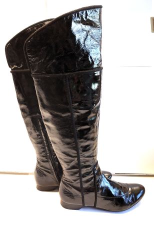 Schwarze Glanz-Leder-Stiefel, Grösse 38