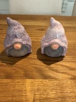 Deko-Zwerge, 2 Stück, Lila-Töne, für den Frühling. Neu!