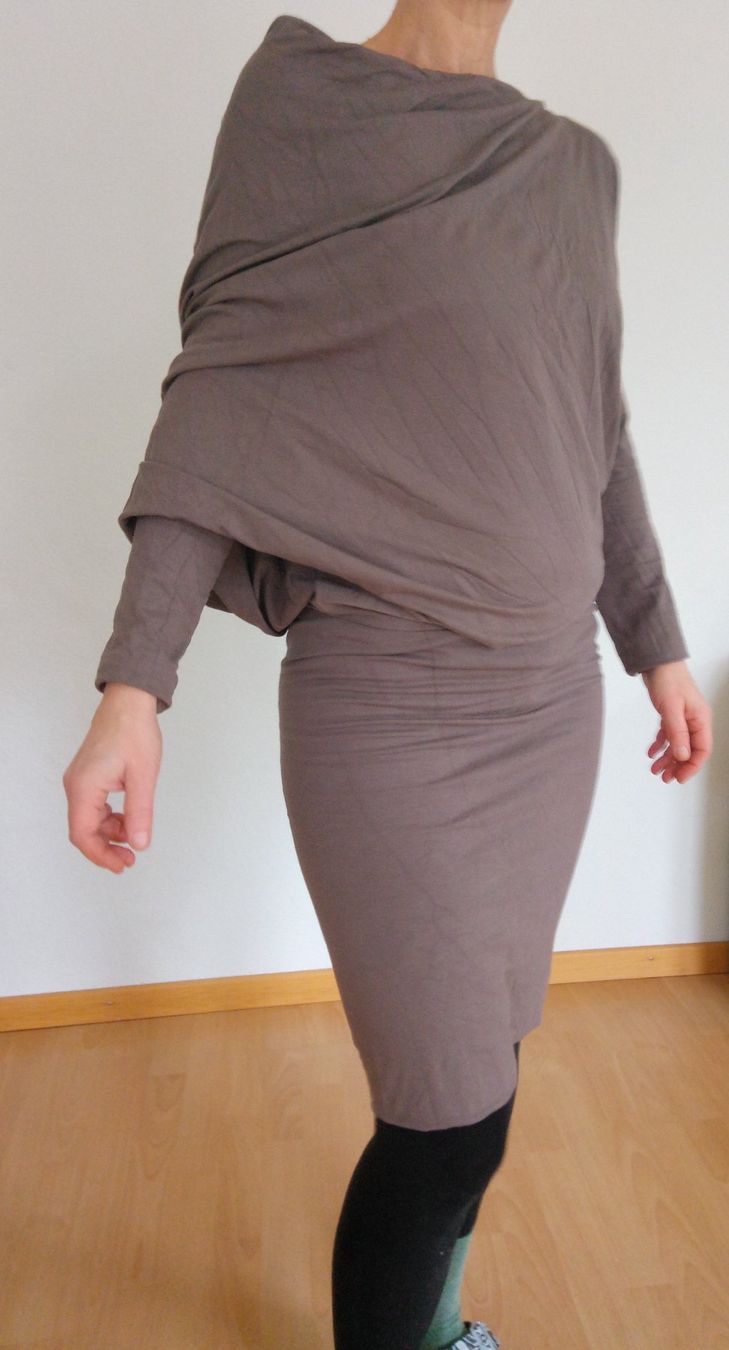 Vestiti: Asymmetrisches Kleid aus Baumwolle – Usato da Zürich venduto da philoumena