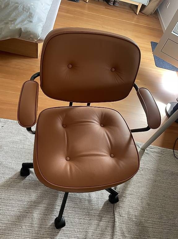 Chaises: Chaise bureau – D'occasion à Nyon par Consmaggy