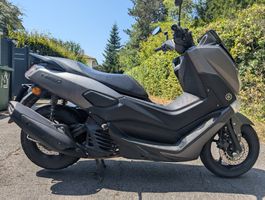 Yamaha NMAX 125 scooter gris, 16'000 km