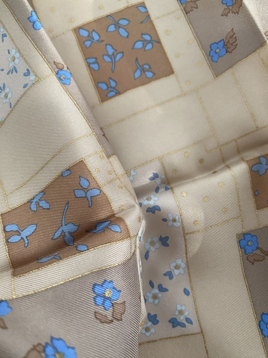 Foulard & Sciarpe: Seiden Schal  🌸 – Usato da Opfikon venduto da Luis144 2