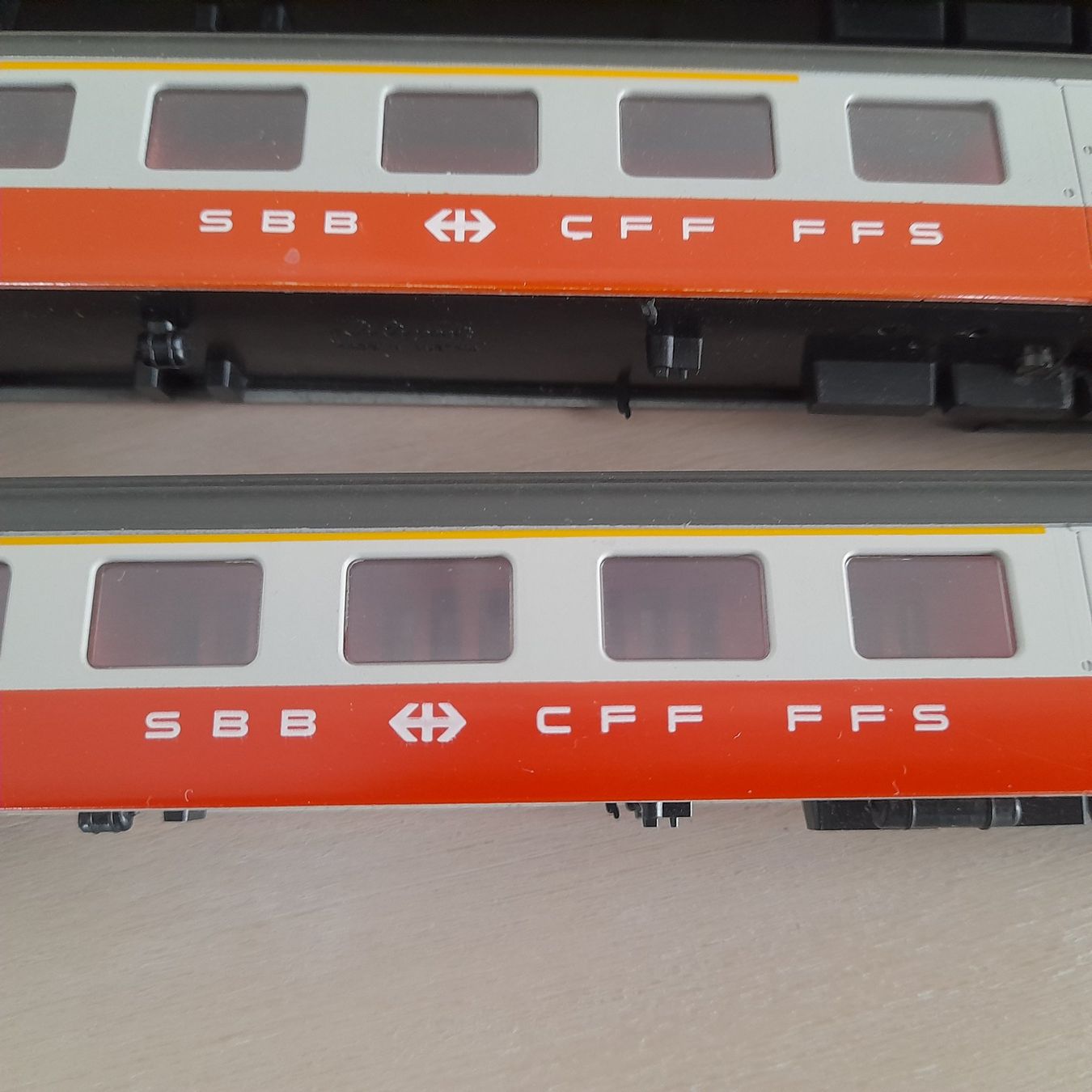 Liliput Modellini di ferrovie: Composition Swiss Express – Usato da Auvernier venduto da gandalf08 3