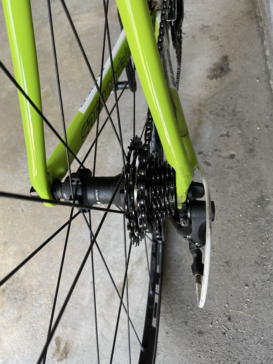Cannondale Velos: Vélo route carbone Canondale  – Gebraucht aus Founex von ren_drl8 4