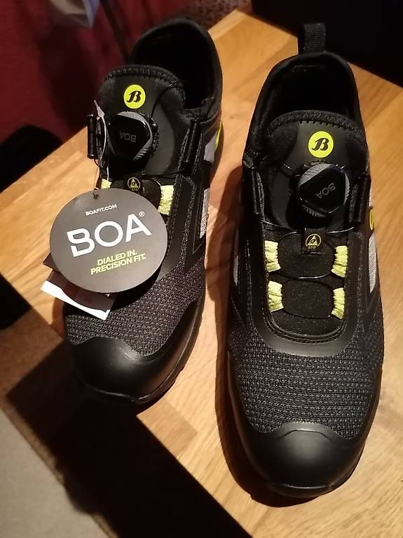 Scarpe da uomo: Sicherheitsschuhe – Usato da Adliswil venduto da elch124
