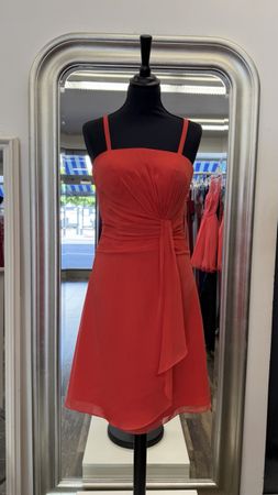 Atemberaubendes korallenrotes Cocktailkleid Größe 34