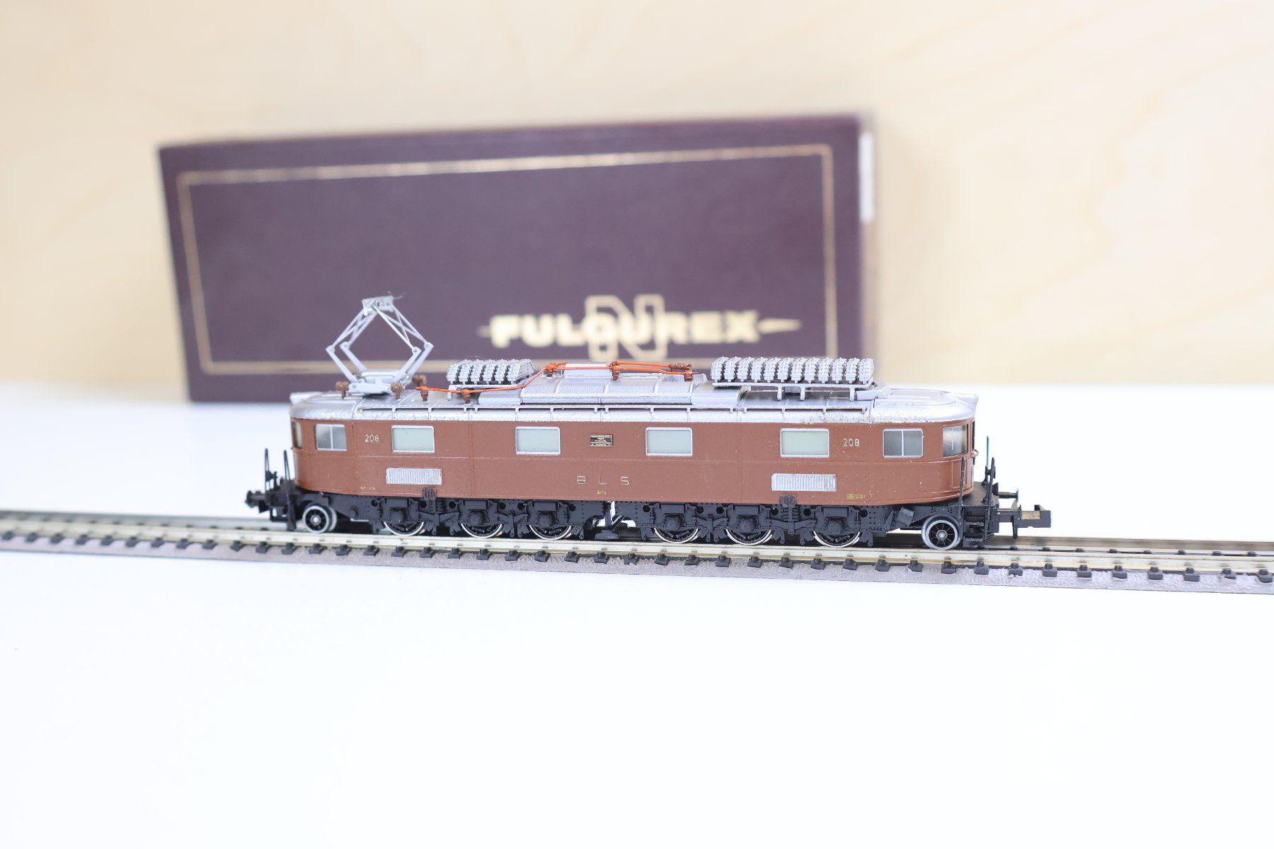 Fulgurex Modellini di ferrovie: Fulgurex BLS Ae 6/8 E-Lok - Spur N Messing Modell – Usato da Winterthur venduto da Monstera 6