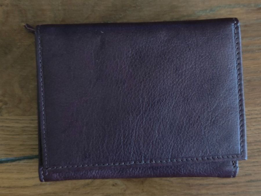 Brieftaschen: Portemonnaie echt Leder braun – Neu (gemäss Beschreibung) aus Emmenbrücke von Levira8