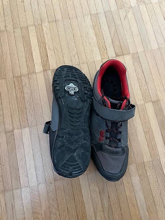 Veloplus Scarpe da uomo: Veloplus Klickschuhe Grösse 44 – Usato da Seuzach venduto da nic_ps9m 1