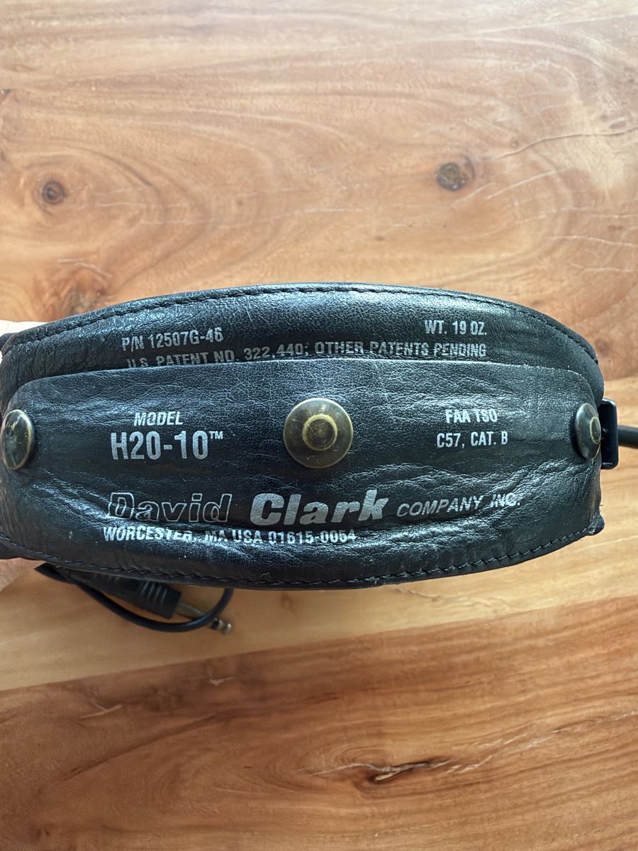 David Clark Cuffie: Pilotenpaket: 2 David Clark Headsets, Pilot Flight Bag – Usato da Zürich venduto da Confisio 5