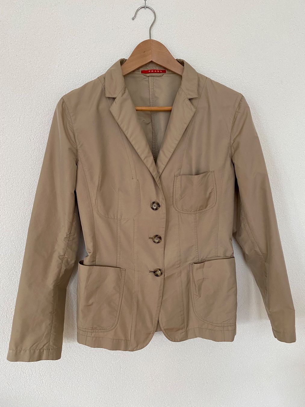 Prada Vestes: PRADA JACKE TOP ZUSTAND – D'occasion à Zürich par Fashionparade 1