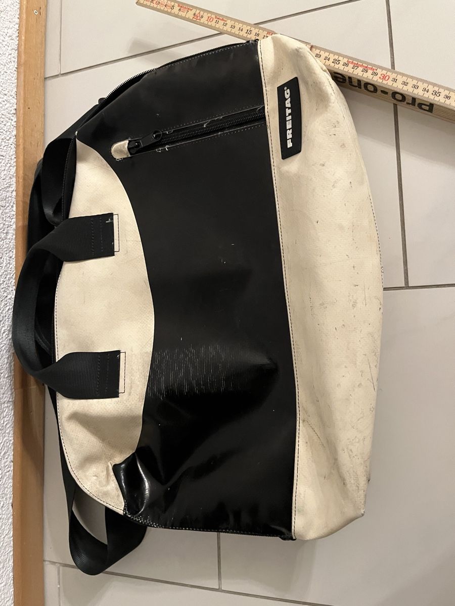 Freitag Borse da donna: Tasche Freitag Grigio M Schwarz gebraucht – Usato da Allschwil venduto da Manolictus 7